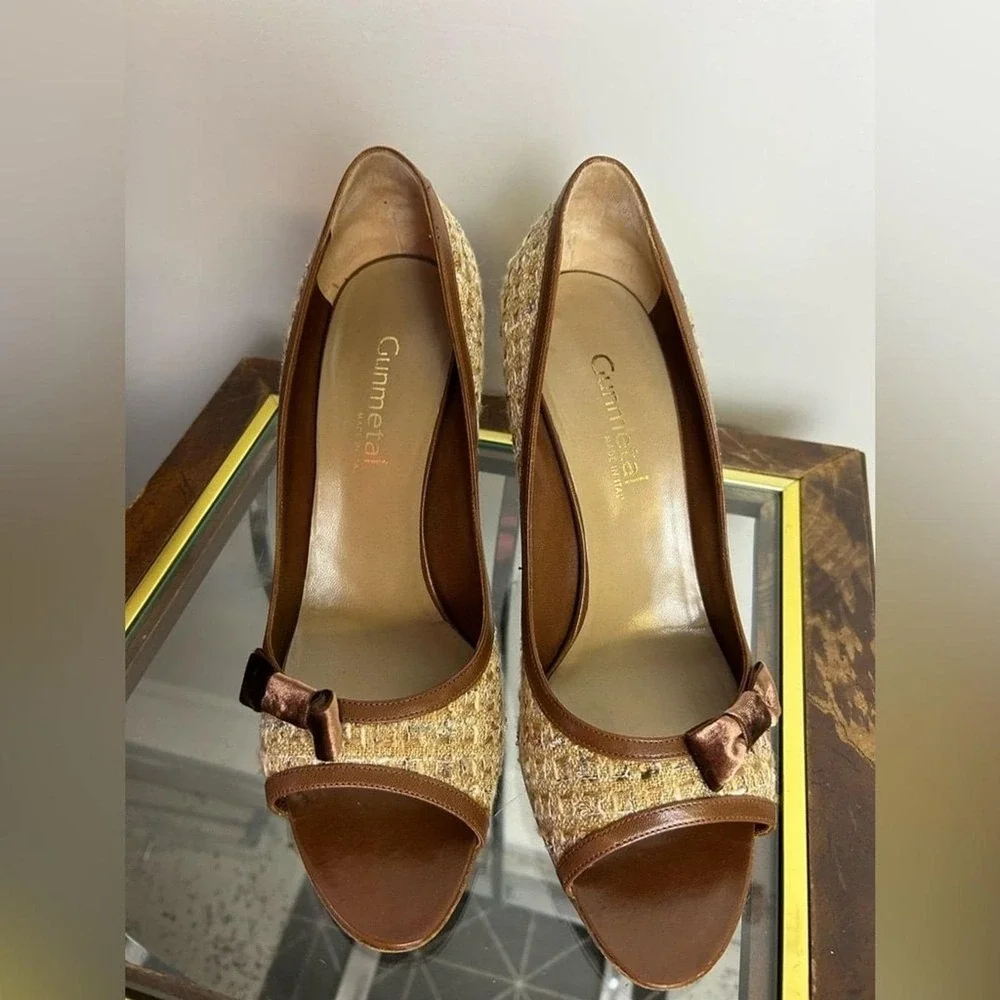 GUNMETAL Made in Italy  Brown and Tan Stiletto High Heels Fabric-Leather 41-10.5